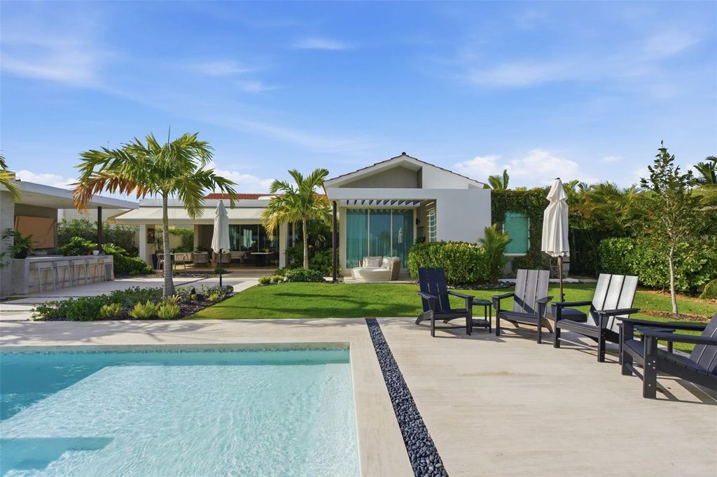 Image 47 of property listing at 934 ISLA NORTE, Dorado, PR 00646