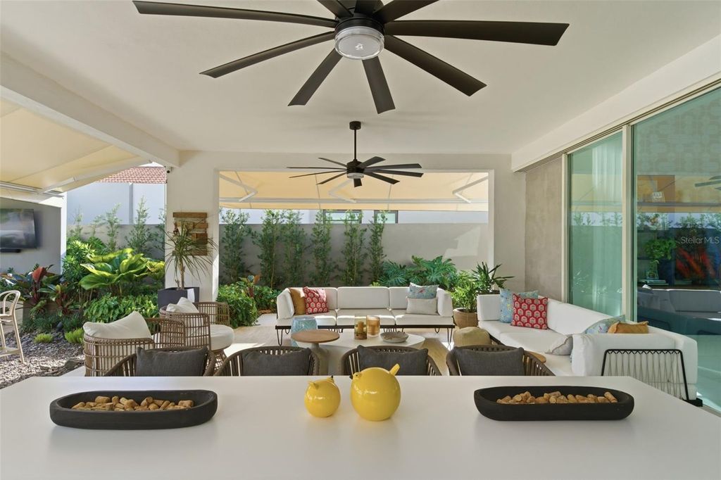 Image 6 of property listing at 934 ISLA NORTE, Dorado, PR 00646