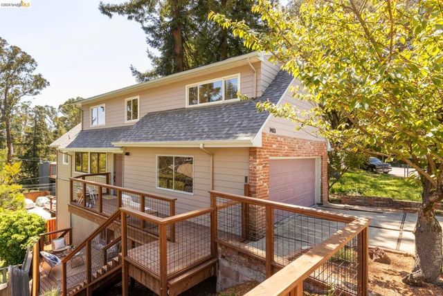 7403 Skyline Blvd, Oakland, CA 94611