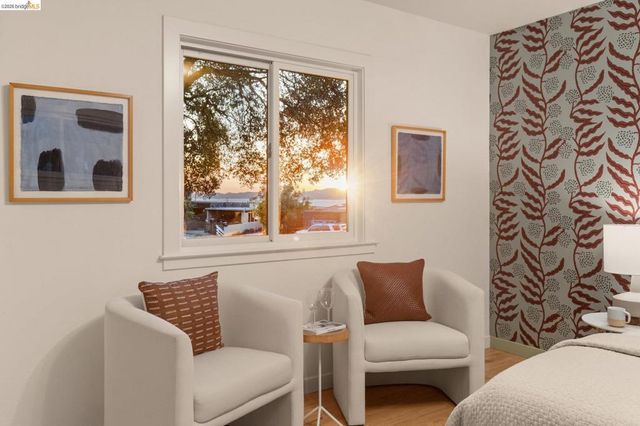 7403 Skyline Blvd, Oakland, CA 94611