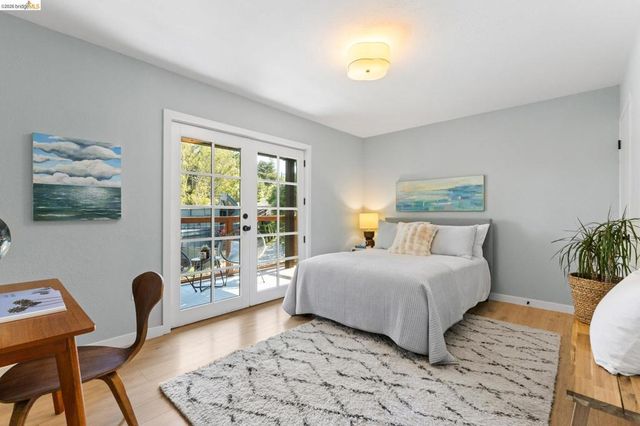 7403 Skyline Blvd, Oakland, CA 94611