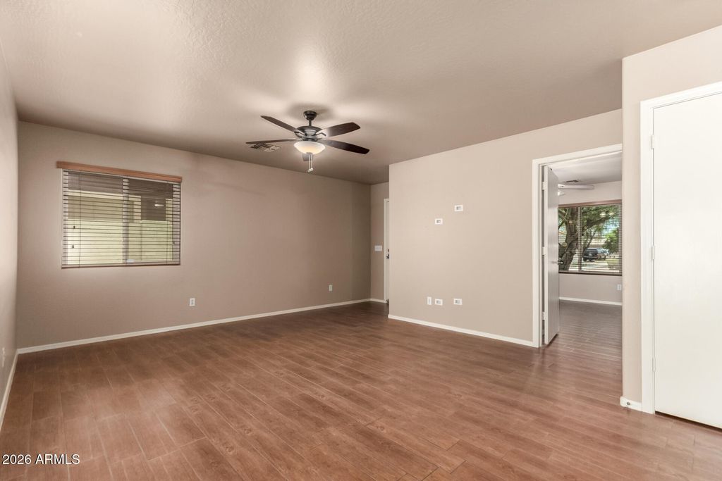 7917 W NAPOLI Street, Phoenix, AZ 85043 — photo 5