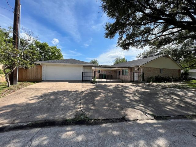 10903 Albury Drive, Houston, TX 77096