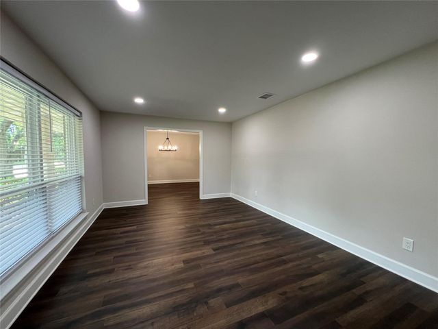 10903 Albury Drive, Houston, TX 77096