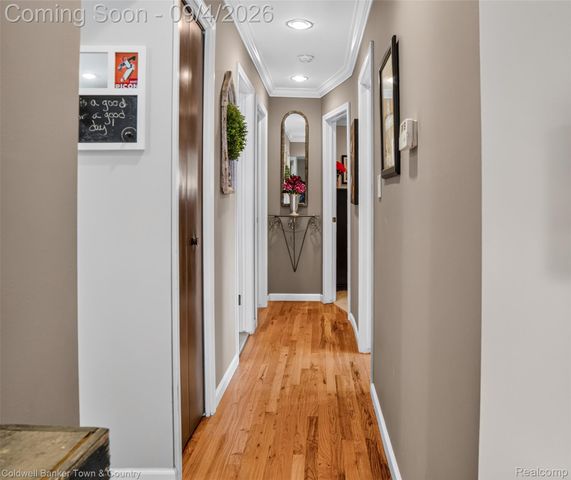6282 Peach Drive, Independence Charter Township, MI 48346