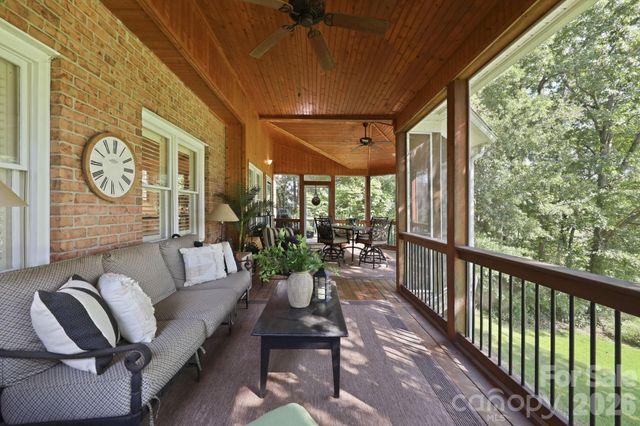 303 Bing Crosby Boulevard, Advance, NC 27006