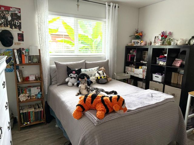 1030 N Stover, Visalia, CA 93292