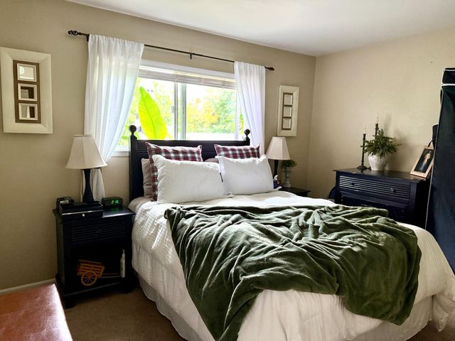 1030 N Stover, Visalia, CA 93292