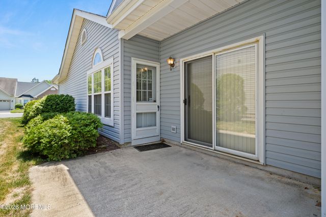 84 Chain Boulevard, Bayville, NJ 08721