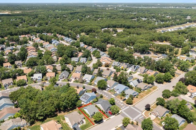 84 Chain Boulevard, Bayville, NJ 08721