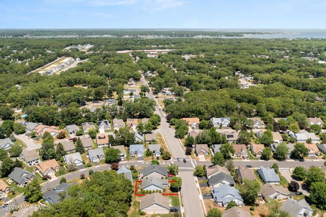 84 Chain Boulevard, Bayville, NJ 08721