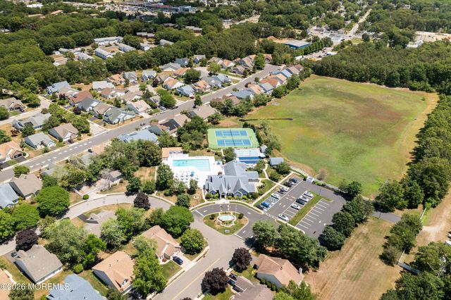 84 Chain Boulevard, Bayville, NJ 08721