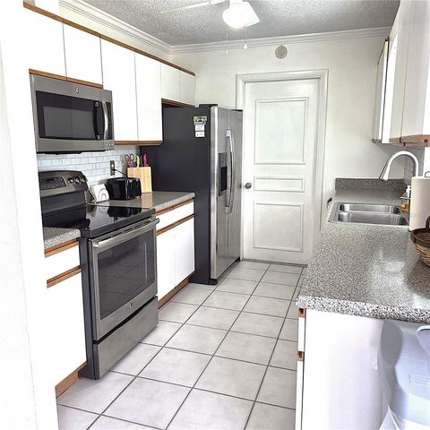 6204 CORALBERRY TERRACE, Port Charlotte, FL 33981