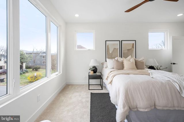 2001 N GEORGE MASON DR, Arlington, VA 22207