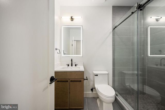 2001 N GEORGE MASON DR, Arlington, VA 22207