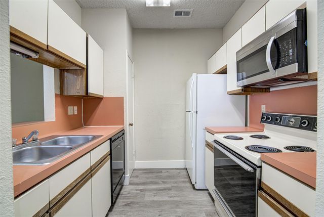 2804 Rio Grande ST 208, Austin, TX 78705