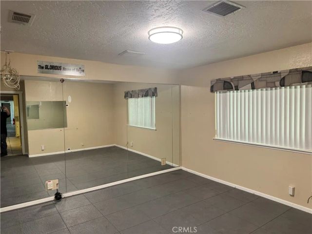 14705 Mandan Road, Apple Valley, CA 92307