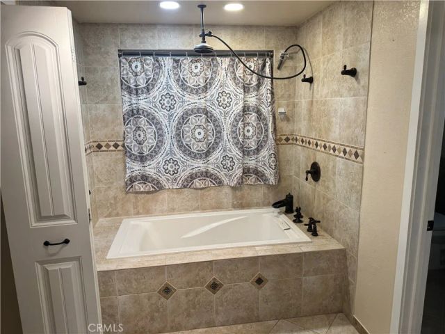 14705 Mandan Road, Apple Valley, CA 92307