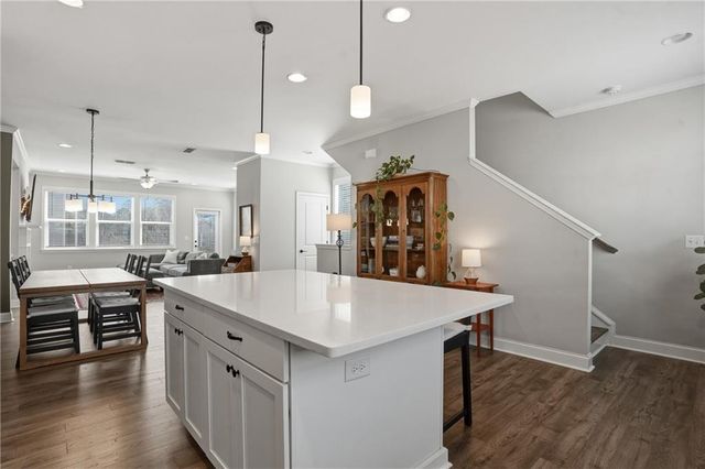 1614 Falcon Crest Way, Decatur, GA 30032