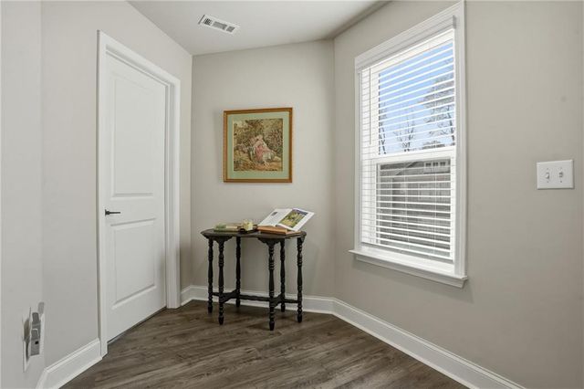 1614 Falcon Crest Way, Decatur, GA 30032