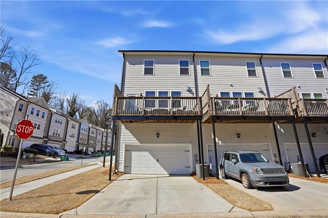 1614 Falcon Crest Way, Decatur, GA 30032