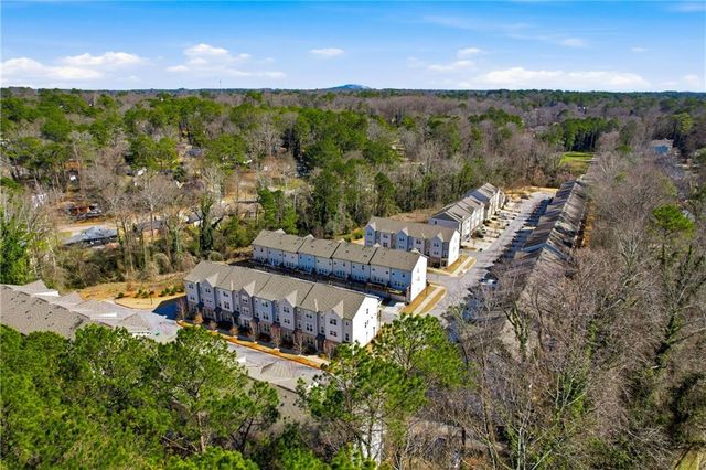 1614 Falcon Crest Way, Decatur, GA 30032