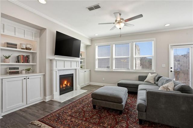 1614 Falcon Crest Way, Decatur, GA 30032