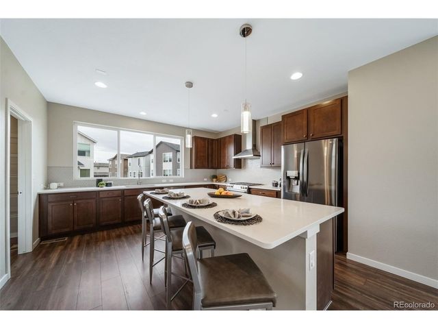 1000 Southurst Ln, Littleton, CO 80129