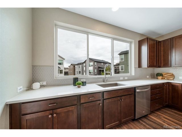 1000 Southurst Ln, Littleton, CO 80129