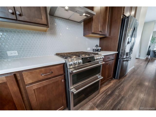 1000 Southurst Ln, Littleton, CO 80129