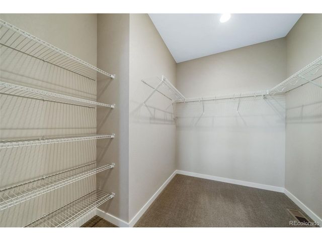 1000 Southurst Ln, Littleton, CO 80129