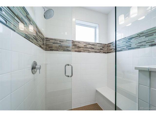 1000 Southurst Ln, Littleton, CO 80129