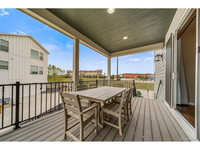 1000 Southurst Ln, Littleton, CO 80129