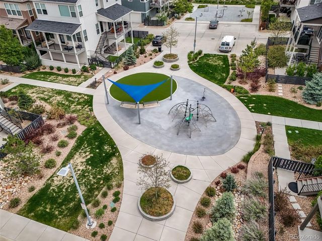 1000 Southurst Ln, Littleton, CO 80129