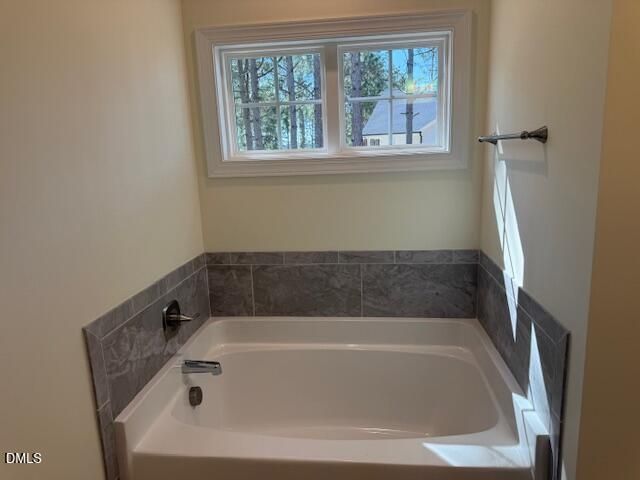 180 N Rabbit Run Drive, Smithfield, NC 27577