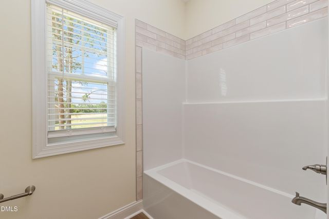 180 N Rabbit Run Drive, Smithfield, NC 27577