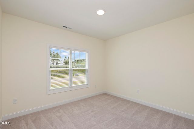 180 N Rabbit Run Drive, Smithfield, NC 27577