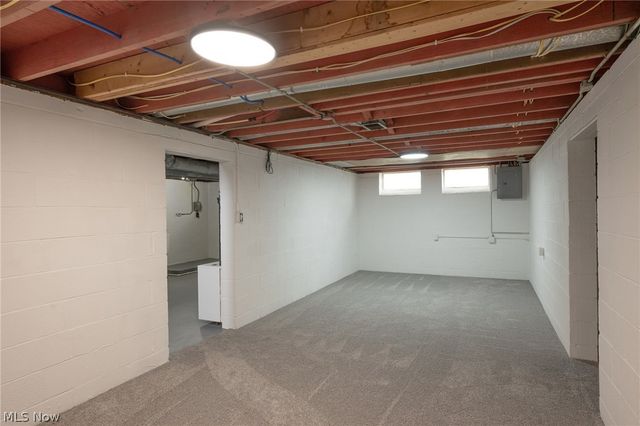 19200 Pasnow Avenue, Euclid, OH 44119