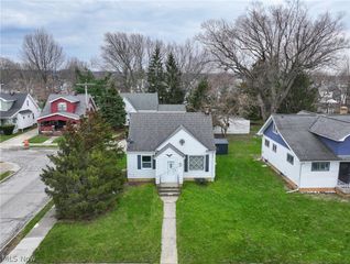 19200 Pasnow Avenue, Euclid, OH 44119