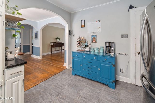 1234 Paul Avenue, Rotterdam, NY 12306