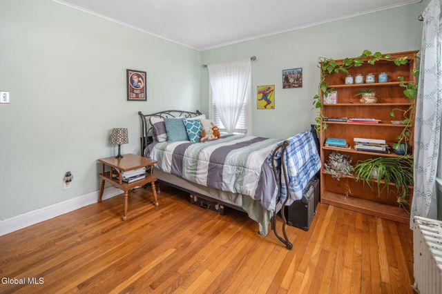 1234 Paul Avenue, Rotterdam, NY 12306