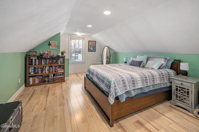 1234 Paul Avenue, Rotterdam, NY 12306