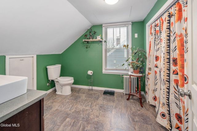 1234 Paul Avenue, Rotterdam, NY 12306