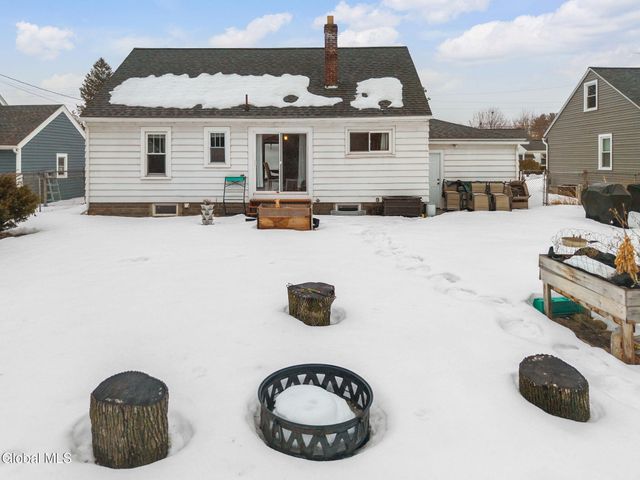 1234 Paul Avenue, Rotterdam, NY 12306