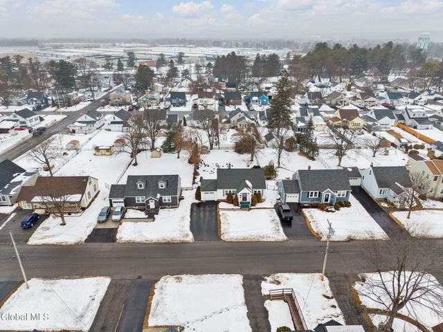 1234 Paul Avenue, Rotterdam, NY 12306