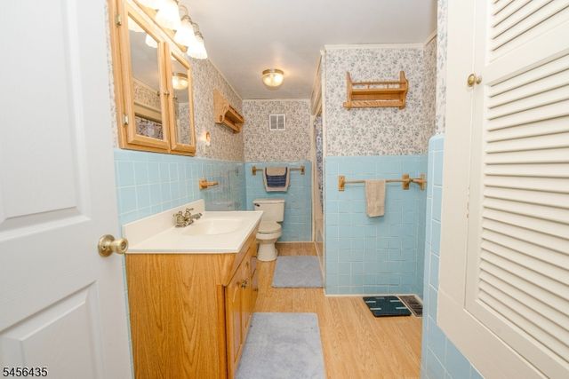 23 N Main St, Marlboro Twp., NJ 07746