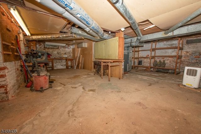 23 N Main St, Marlboro Twp., NJ 07746