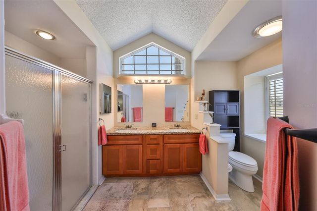 2004 BERRY ROBERTS DRIVE, Sun City Center, FL 33573