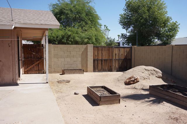 1201 W 7th Street, Tempe, AZ 85281