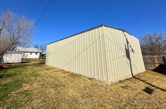 610 Trumbull Avenue, Spur, TX 79370